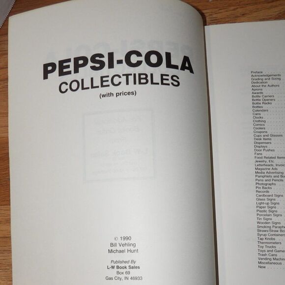2 1990 Pepsi-Cola Collectibles Price Guides Bill Vehling Michael Hunt Reference - Picture 5 of 10